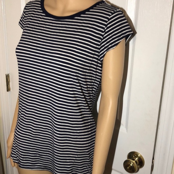 Cable and Gauge Striped Stretch Top - Picture 5 of 7